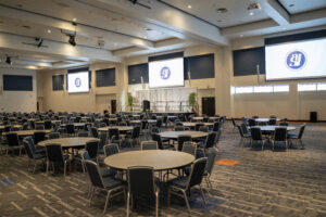 3 screen view in pavilion